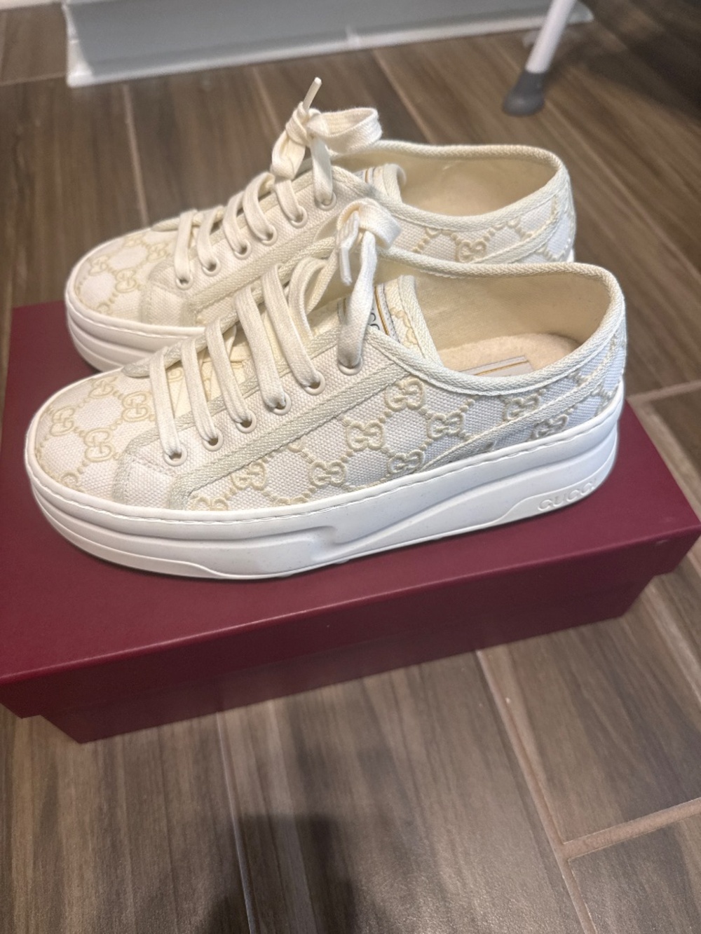 Gucci Wmns Tennis 1977 Low Great White (2023) - Picture 2 of 4